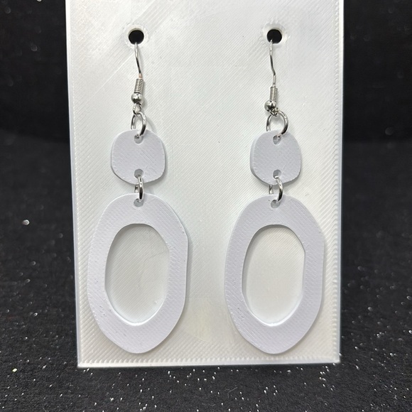The Orbit Hook Earrings - Picture 3 of 4